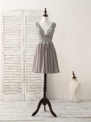 Party Dresses 2028, Cute V Neck Lace Chiffon Gray Short Prom Dress Gray Homecoming Dress
