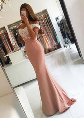 Prom Dresses For Teens Long, Elastic Satin Prom Dress Trumpet/Mermaid V-Neck Sweep Train With Lace