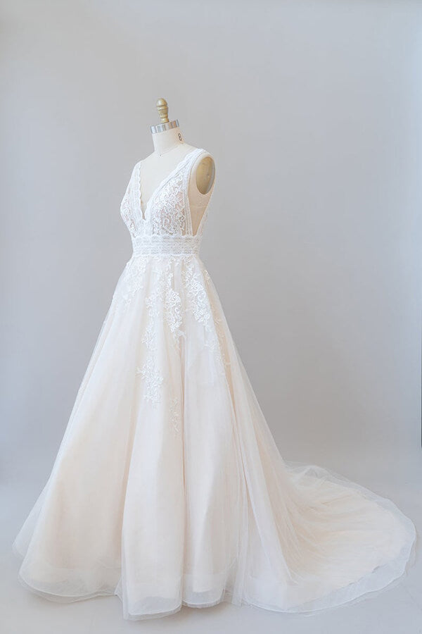 Wedding Dress Styled, Elegant Long A-line V-neck Appliques Lace Tulle Backless Wedding Dress