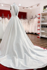 Wedsing Dress Vintage, Elegant Long A-line V Neck Satin Ruffles Open Back Wedding Dresses