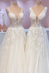 Wedding Dresses Under 1004, Glamorous Long A-Line Open Back Tulle Appliques Lace Wedding Dress
