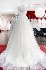 Wedding Dress V Neck, Gorgeous Long A-line Sweetheart Spaghetti Straps Tulle Lace Wedding Dresses