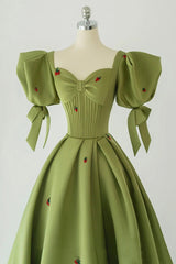 Prom Dress Vintage, Green A-Line Long Prom Dress Strawberry Lace, Lovely Short Sleeve Evening Dress