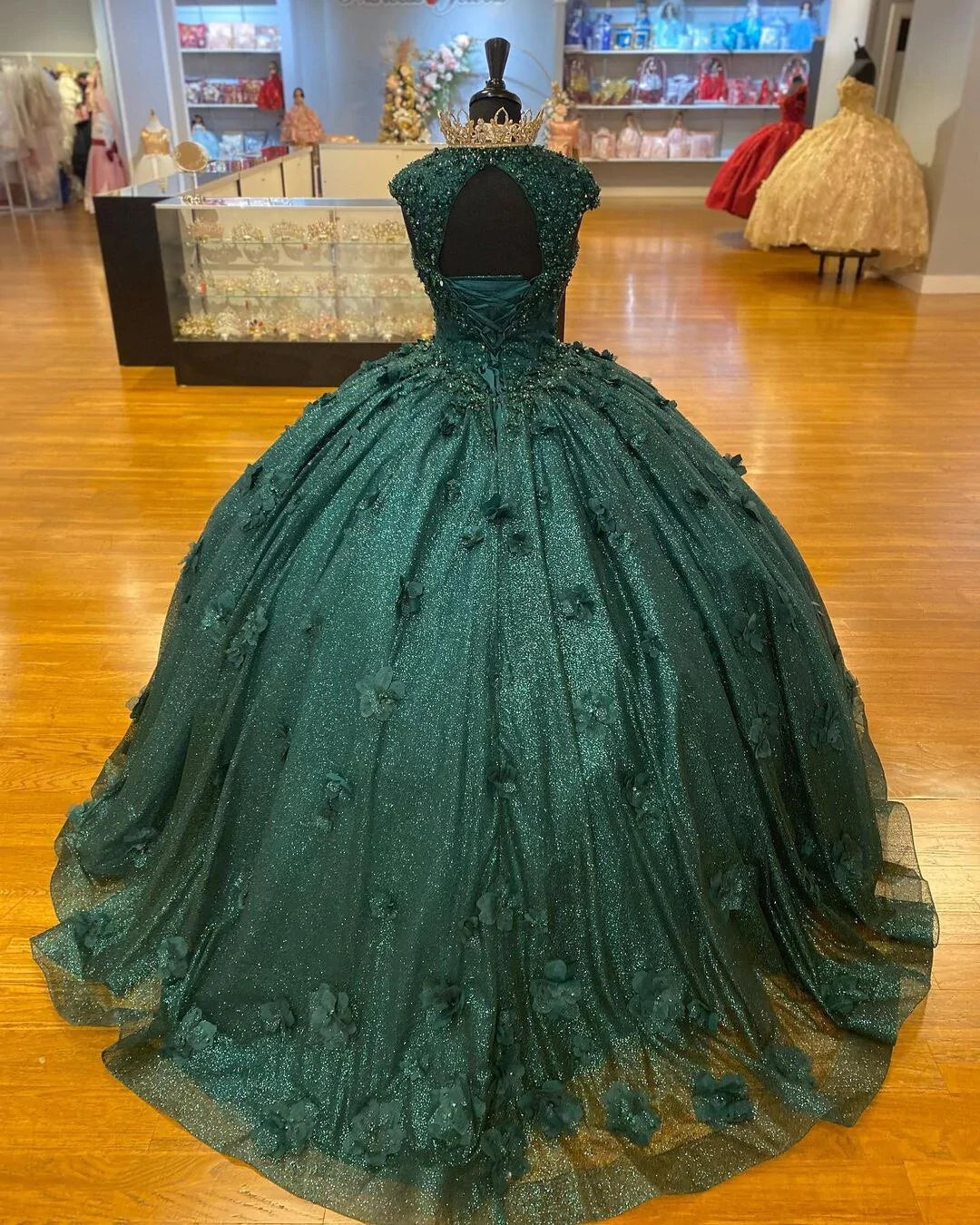 Bridesmaid Dress Styles Long, Green Princess Ball Gown Quinceanera Dresses Sweet 15 Party 3D Flowers Lace Applique Crystal Beads Sequin Birthday Gown