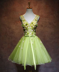 Fancy Outfit, Green V Neck Tulle Short Prom Dress, Green Homecoming Dress