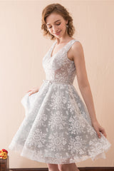 Formal Dress Outfit Ideas, Lace V Neck Grey Short Homecoming Dresses with Ribbon