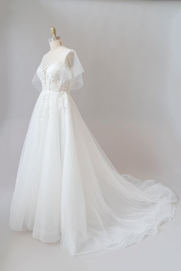 Wedding Dress Fall, Long A-line Appliques Lace Tulle Wedding Dress with Sleeves