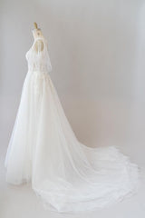 Wedding Dress White, Long A-line Appliques Lace Tulle Wedding Dress with Sleeves
