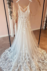 Wedding Dress Unique, Long A-Line Spaghetti Straps Sweetheart Appliques Lace Tulle Wedding Dress