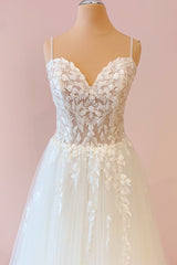Wedding Dresses For Beach Wedding, Long A-Line Sweetheart Tulle Appliques Lace Wedding Dress