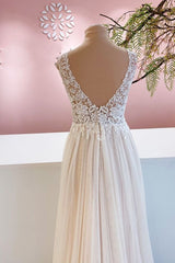 Wedding Dress Open Back, Long A-Line Sweetheart Tulle Backless Wedding Dress With Floral Lace