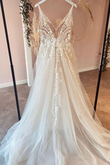 Wedding Dress Outfits, Long A-Line Tulle Appliques Lace Spaghetti Straps V-neck Backless Wedding Dress