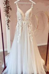 Wedding Dress Different, Long A-Line Tulle Sweetheart Appliques Lace Wedding Dress