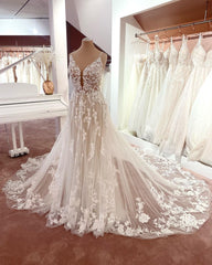 Wedding Dress With Sleeves, Long A-line V-neck Sleeveless Floral Lace Tulle Boho Wedding Dresses