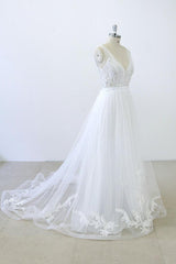 Wedding Dress And Shoe, Long A-line V-neck Sweetheart Ruffle Applqiues Tulle Backless Wedding Dress