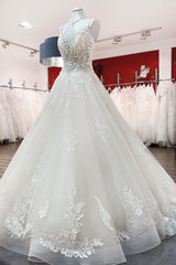 Wedding Dressed Princess, Long Ball Gown V-neck Spaghetti Straps Tulle Lace Wedding Dress