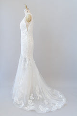 Wedding Dress Lace Sleeves, Long Mermaid V-neck Appliques Tulle Lace Wedding Dress