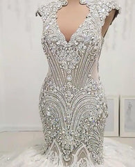 Wedding Dress Fittings, Luxurious Sleeveless Appliques Rhinestones Mermaid Wedding Bridal Gowns