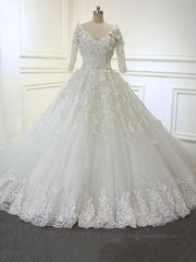 Wedding Dress Winter, Luxury Long Ball Gown V Neck Lace Wedding Dresses with Sleeves