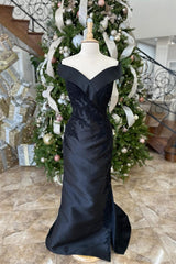 Prom Dresses Modest, Black Floral Appliques Off-Shoulder Mermaid Long Mother of Bride Dress with Slit