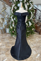 Prom Dresse Backless, Black Floral Appliques Off-Shoulder Mermaid Long Mother of Bride Dress with Slit