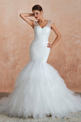 Wedding Dresses Modern, Multi-Tiered Lace-Up Mermaid Wedding Dresses with Chapel Train