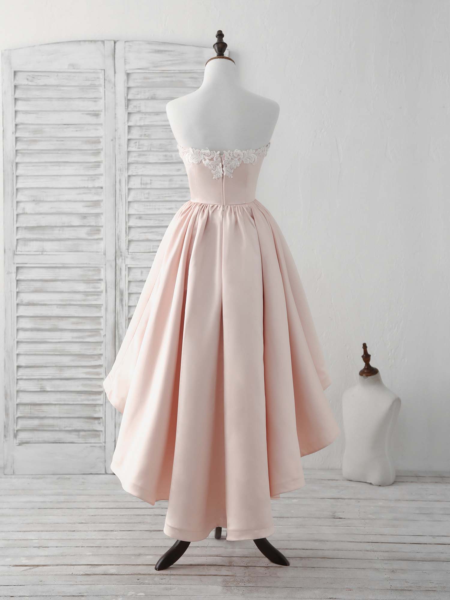 Bridesmaid Dress Designer, Pink Sweetheart Neck Short Prom Dress Pink Homecoming Dresses