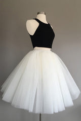 Bridesmaid Dresses Mismatched Colors, Two Piece Halter Knee Length Short Sleeveless Black Ivory Tulle Homecoming Dresses