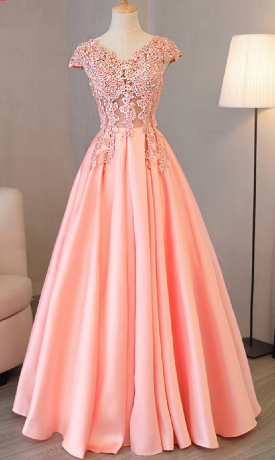 Bridesmaids Dresses Colorful, Charming Cap Sleeve Pink Appliques Long Chiffon Prom Dresses