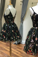 Bridesmaid Dress Sale, Unique Spaghetti Straps With Appliques Floral Short Prom Dresses