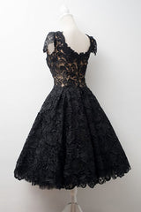 Party Dresses For Girl, Short Timeless Scoop Knee-Length Cap Sleeves Black Lace Homecoming Dresses