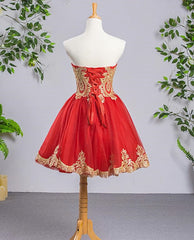 Formal Dresses With Sleeve, Red Sweetheart Tulle Short Homecoming Dress with Gold Applique, Short Formal Dresses