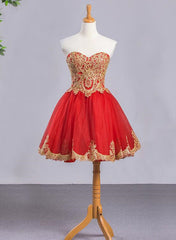 Formal Dress With Sleeve, Red Sweetheart Tulle Short Homecoming Dress with Gold Applique, Short Formal Dresses