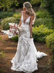 Wedding Dress Pinterest, Sheath/Column V-neck Chapel Train Tulle Wedding Dresses With Appliques Lace