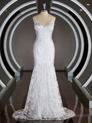 Wedding Dress Elegant Classy, Sheath/Column V-neck Sweep Train Lace Wedding Dresses with Appliques Lace