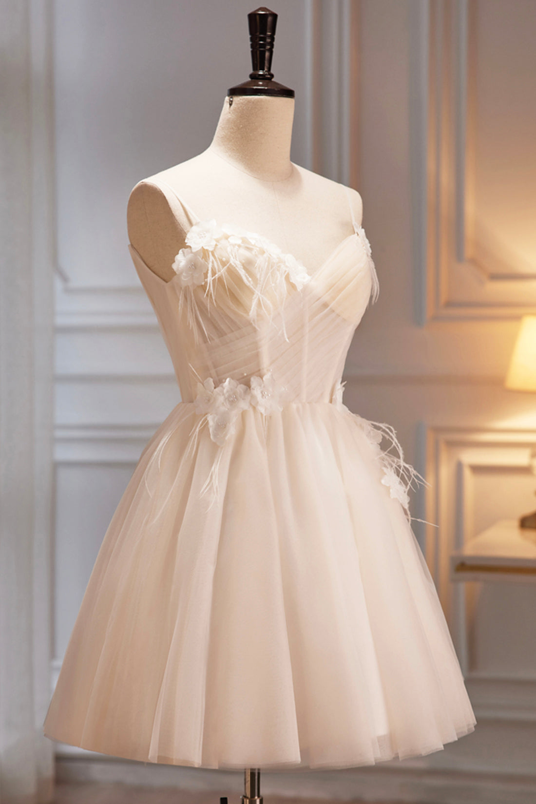 Bridesmaid Dress On Sale, Spaghetti Strap V Neck Tulle Short Prom Dress, Cute Champagne Homecoming Dress