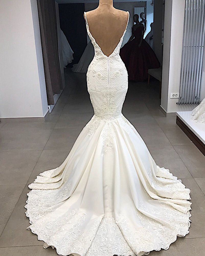 Wedding Dress Accessories, Spaghetti Straps Lace Fit and Flare Wedding Dresses Overskirt Appliques Detachable Satin Backless Bridal Gowns