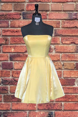 Evening Dresses Stunning, Strapless Lace-Up Yellow Satin Homecoming Dress,Short Cocktail Dresses