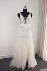 Wedding Dresses Flower, Trendy Ivory Sleeveless Lace Tulle High split A line Wedding Dress