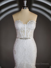 Wedding Dresses With Pocket, Trumpet/Mermaid Sweetheart Court Train Tulle Wedding Dresses with Appliques Lace