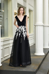 Bridesmaid Dress Color Palette, V Neck A-Line Tulle Floor Length Black Prom Dresses with Appliques