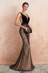 Prom Dresses With Sleeve, V-Neck Fitted Mermaid Black Prom Dresses with Sequins