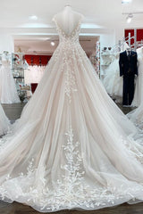 Wedding Dresses Classis, Vintage Long A-line Jewel Tulle Ruffles Wedding Dress with Lace Appliques