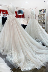 Wedding Dresses Classy, Vintage Long A-line Jewel Tulle Ruffles Wedding Dress with Lace Appliques