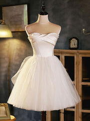 Prom Dresses 2027 Black, White Sweetheart Neck Tulle Short Prom Dress, Light Champagne Homecoming Dress