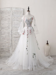 Prom Dresse 2028, White Sweetheart Tulle Applique Long Prom Dress, White Evening Dress