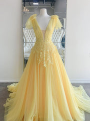 Chiffon Dress, Yellow Long A-line V Neck Lace Tulle Backless Formal Graduation Prom Dresses